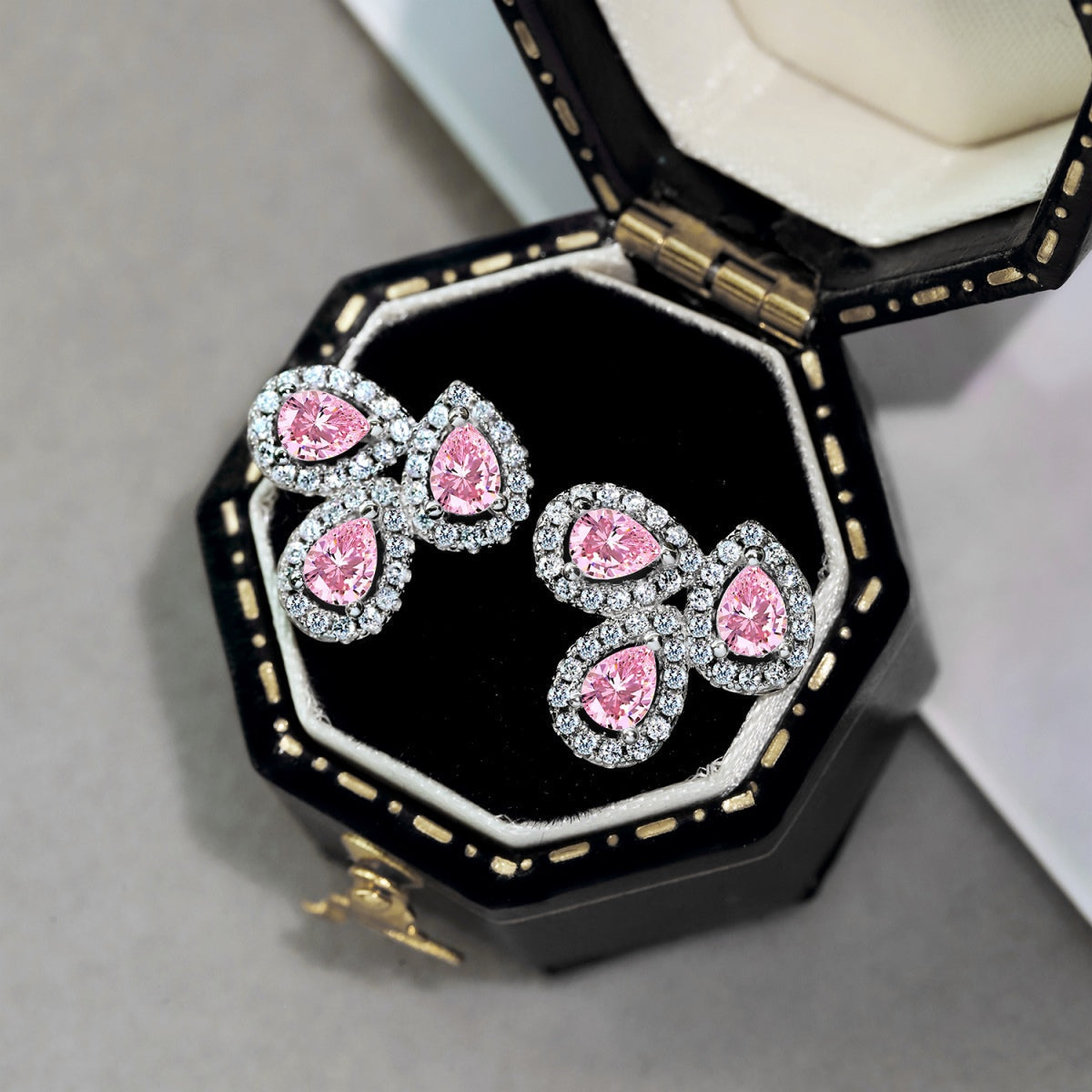 [Vivid Aurora]Ornate Flower Shape Pear Cut Lover Earrings